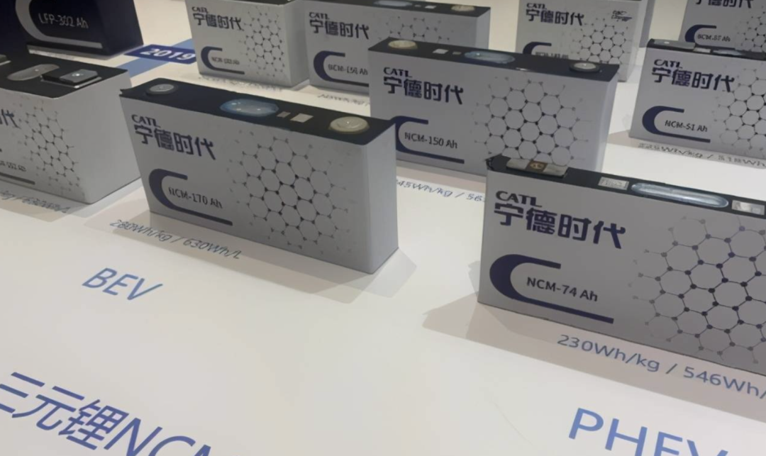 王传福和曾毓群的“新能源二人转”