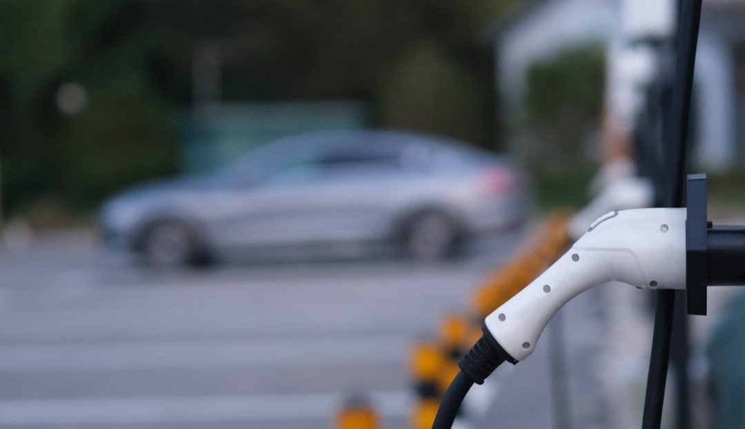 充电桩的破局之路：大功率快充之于电动车，相当于5G之于互联网